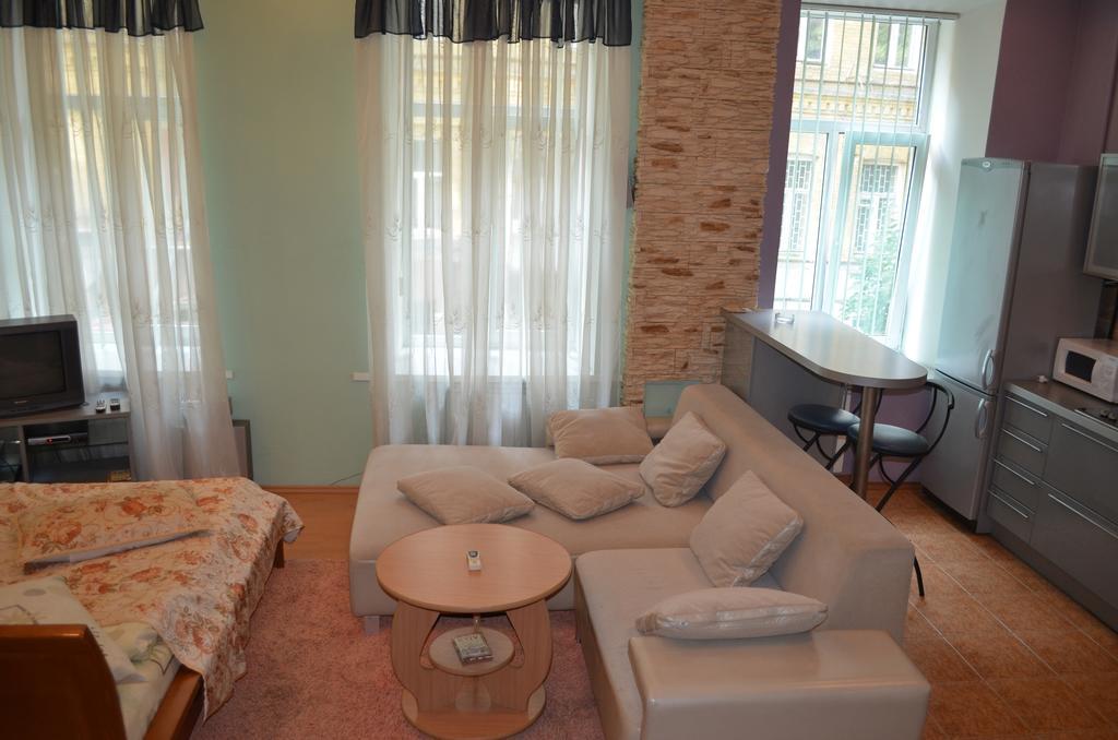 Chapayev Apartments Kyjev Pokoj fotografie