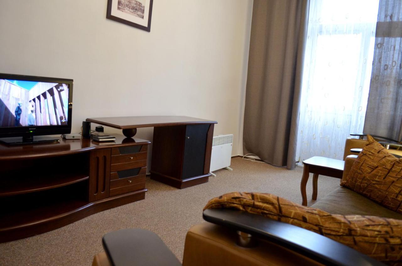 Chapayev Apartments Kyjev Exteriér fotografie